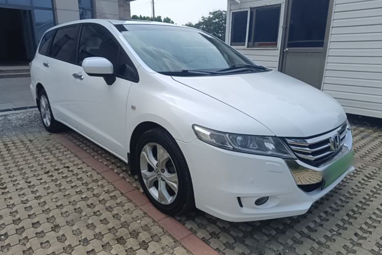 Used Honda Odyssey 2014 2.4L Luxury Edition Front Right 45 Deg