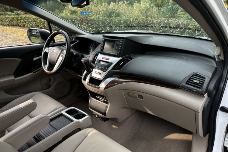 Used Honda Odyssey 2014 2.4L Mingjian Lingxiu Edition Interior 1