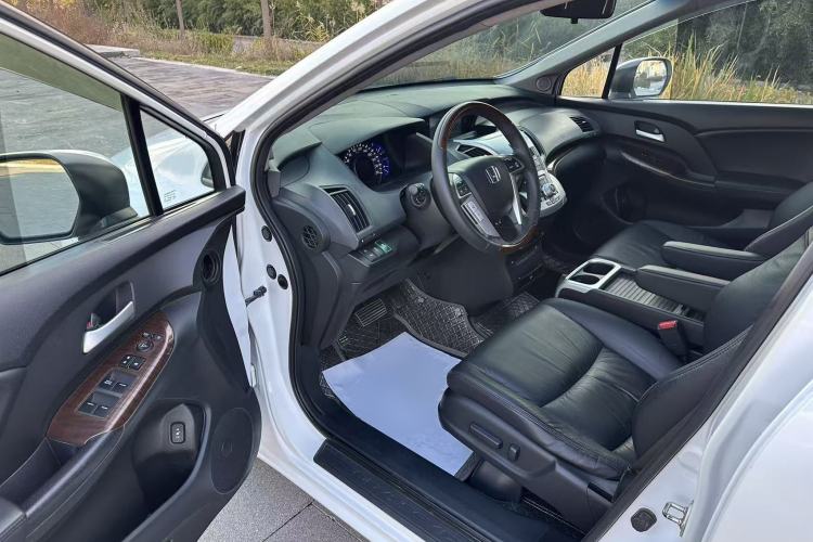 Used Honda Odyssey 2014 2.4L Luxury Edition Interior 3