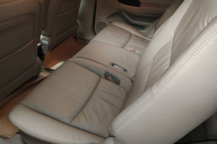 Used Honda Odyssey 2014 2.4L Luxury Edition Interior 4