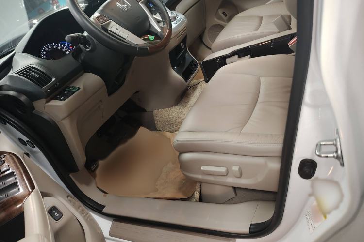 Used Honda Odyssey 2014 2.4L Luxury Edition Left Front Seat
