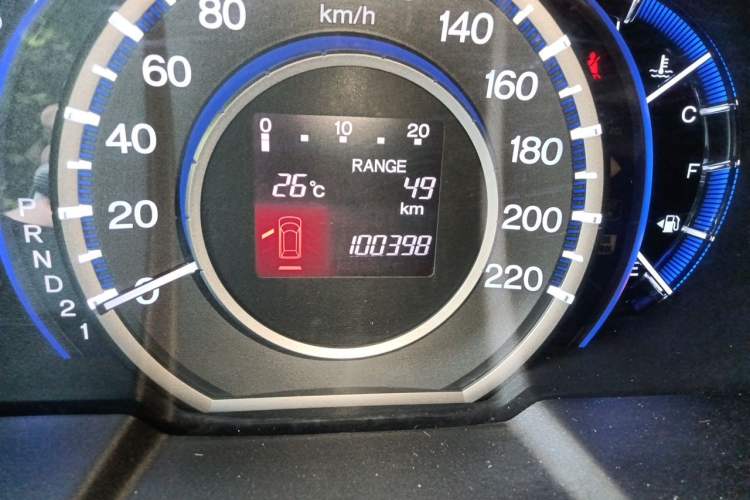 Used Honda Odyssey 2014 2.4L Elite Edition Odometer Close Up