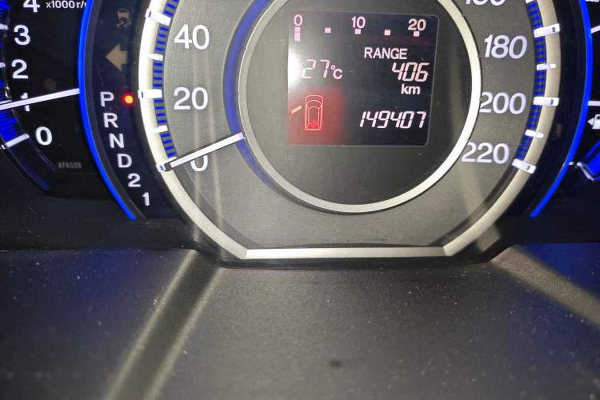 Used Honda Odyssey 2014 2.4L Luxury Edition Odometer Close Up