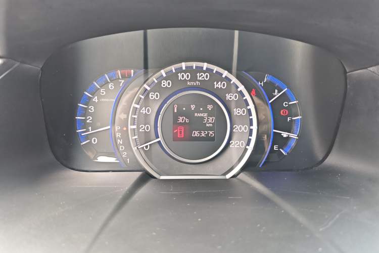 Used Honda Odyssey 2014 2.4L Luxury Edition Odometer Close Up