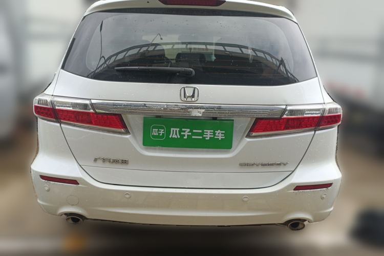 Used Honda Odyssey 2014 2.4L Luxury Edition Rear