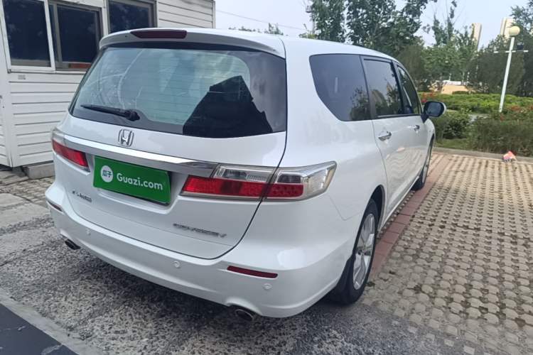 Used Honda Odyssey 2014 2.4L Luxury Edition Rear Right 45 Deg