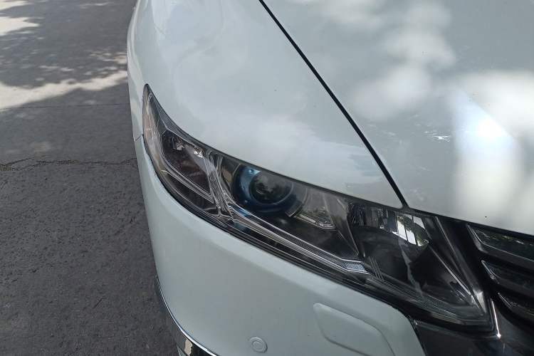 Used Honda Odyssey 2014 2.4L Luxury Edition Right Front Headlight