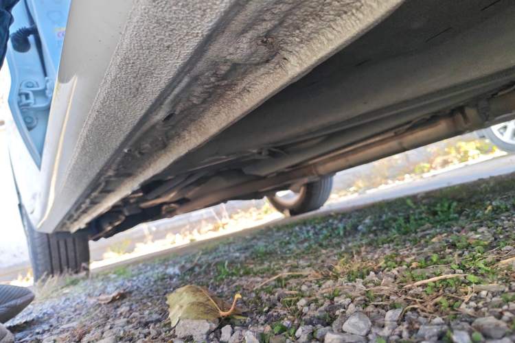 Used Honda Odyssey 2014 2.4L Luxury Edition Right Side Sill