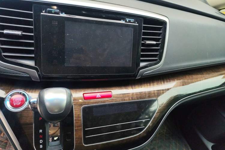 Used Honda Odyssey 2015 Updated Version 2.4L Smart Edition Audio And AC Panel