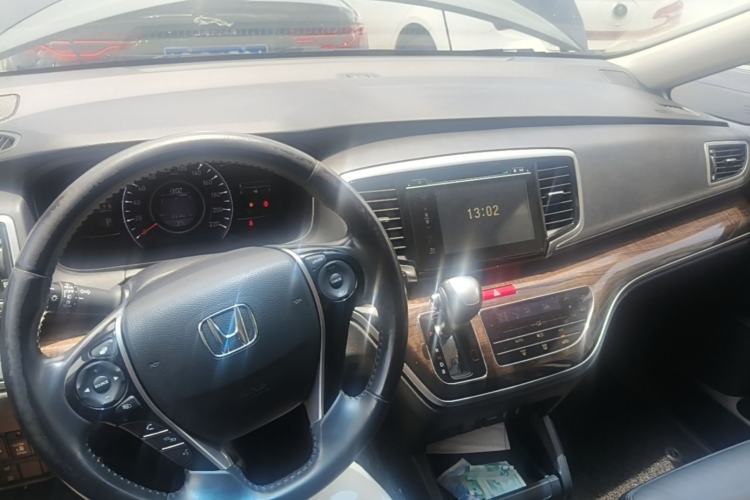 Used Honda Odyssey 2015 Updated Version 2.4L Smart Edition Center Console