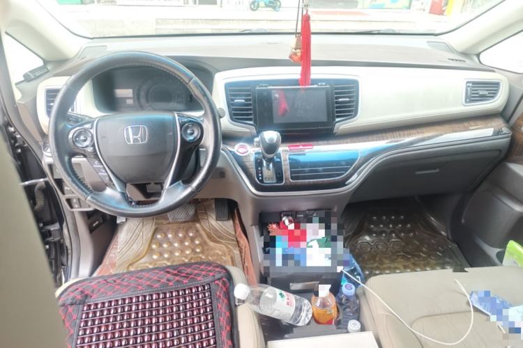Used Honda Odyssey 2015 Updated Version 2.4L Smart Edition Center Console