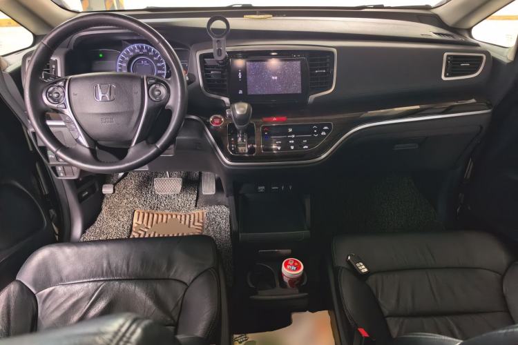 Used Honda Odyssey 2015 Updated Version 2.4L Smart Edition Center Console