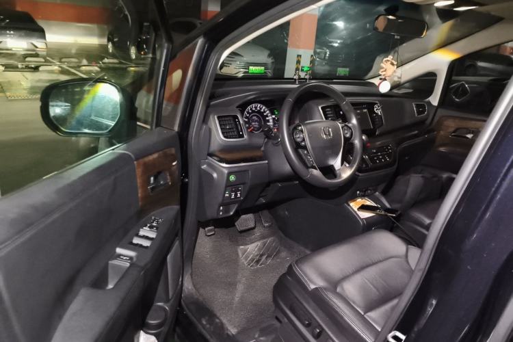 Used Honda Odyssey 2015 Updated Version 2.4L Smart Edition Driver Seat
