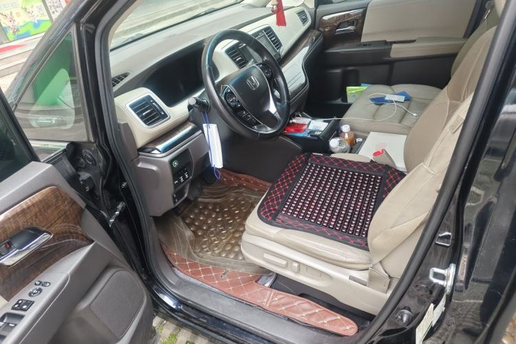 Used Honda Odyssey 2015 Updated Version 2.4L Smart Edition Driver Seat