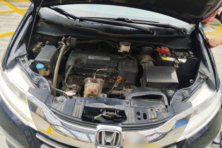 Used Honda Odyssey 2015 Updated Version 2.4L Smart Edition Engine Bay