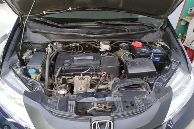Used Honda Odyssey 2015 2.4L Smart Edition Engine Bay