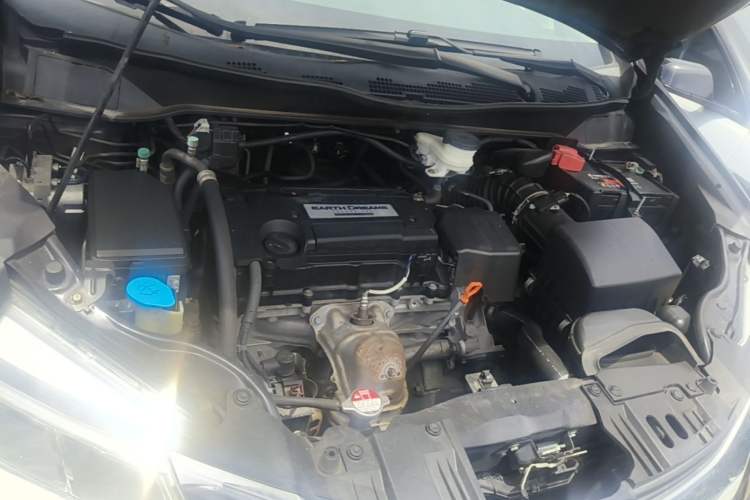 Used Honda Odyssey 2015 Updated Version 2.4L Smart Edition Engine Bay