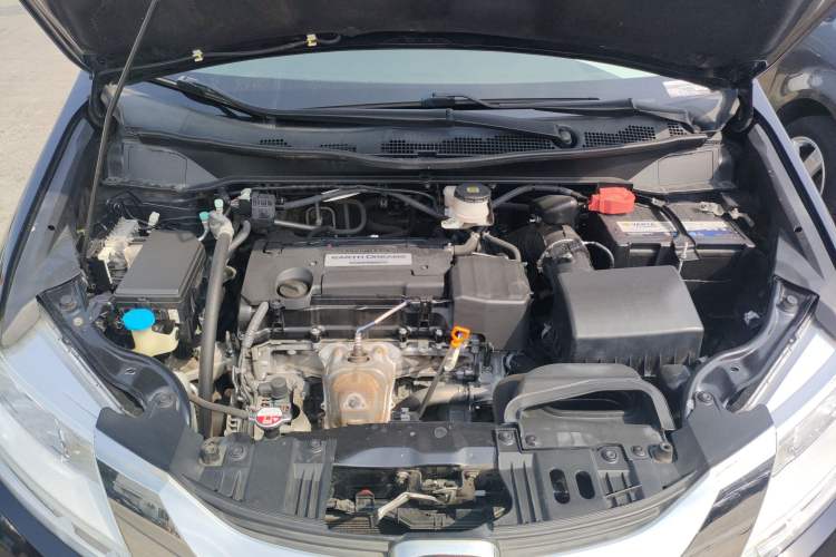 Used Honda Odyssey 2015 Updated Version 2.4L Smart Edition Engine Bay