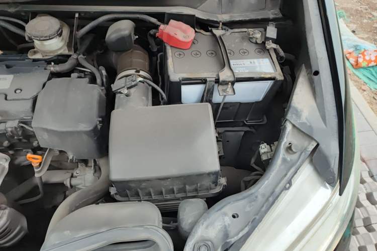 Used Honda Odyssey 2015 Revised Version 2.4L Supreme Edition Engine Bay Left