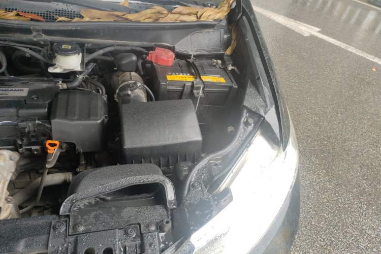Used Honda Odyssey 2015 Updated Version 2.4L Smart Edition Engine Bay Left