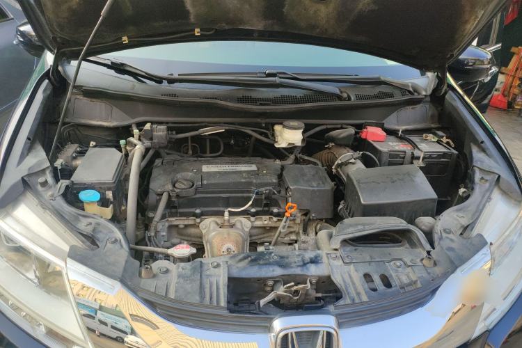 Used Honda Odyssey 2015 Updated Version 2.4L Smart Edition Engine Bay