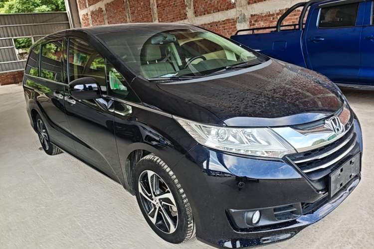 Used Honda Odyssey 2015 Revised 2.4L Luxury Edition Exterior 1