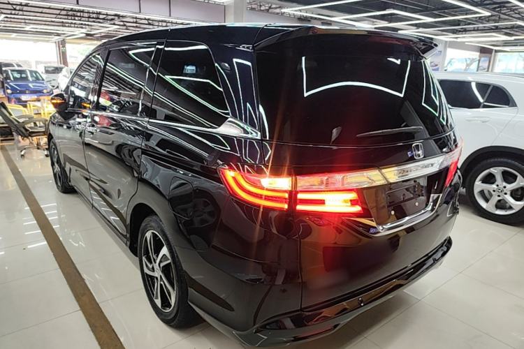 Used Honda Odyssey 2015 2.4L Supreme Edition Exterior 2