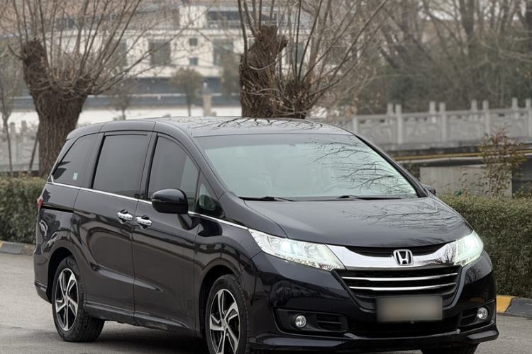 Used Honda Odyssey 2015 Revised 2.4L Luxury Edition Exterior 2