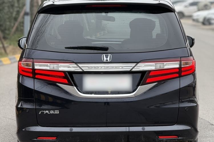 Used Honda Odyssey 2015 Revised 2.4L Luxury Edition Exterior 4