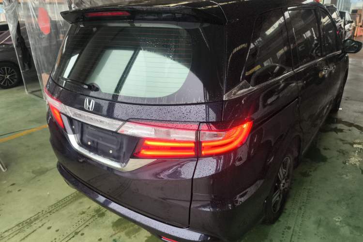 Used Honda Odyssey 2015 2.4L Comfort Edition Exterior 5