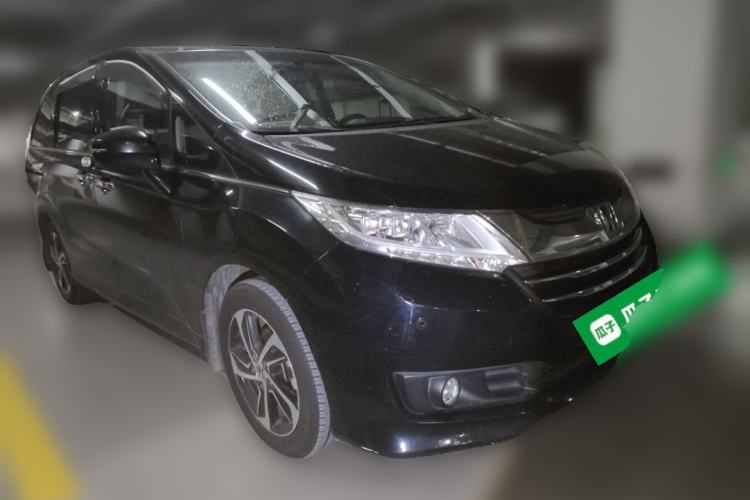 Used Honda Odyssey 2015 2.4L Smart Edition Front Right 45 Deg