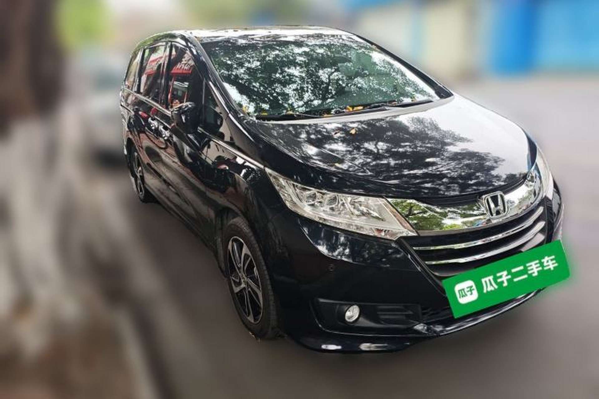 Used Honda Odyssey 2015 Updated Version 2.4L Smart Edition Front Right 45 Deg