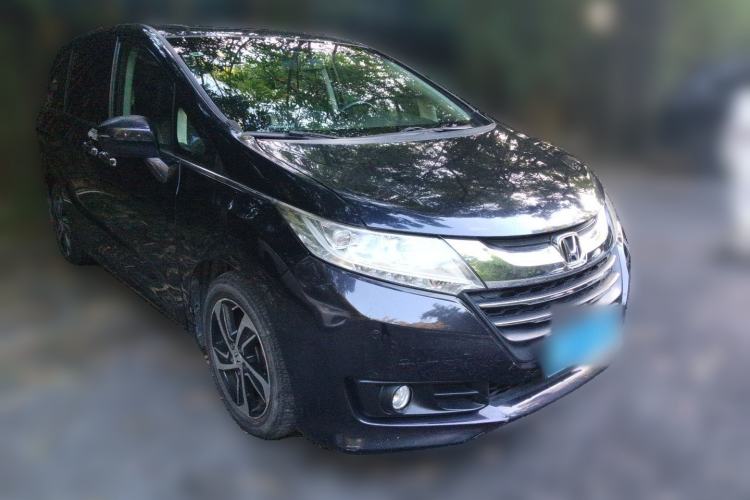 Used Honda Odyssey 2015 2.4L Smart Edition Front Right 45 Deg