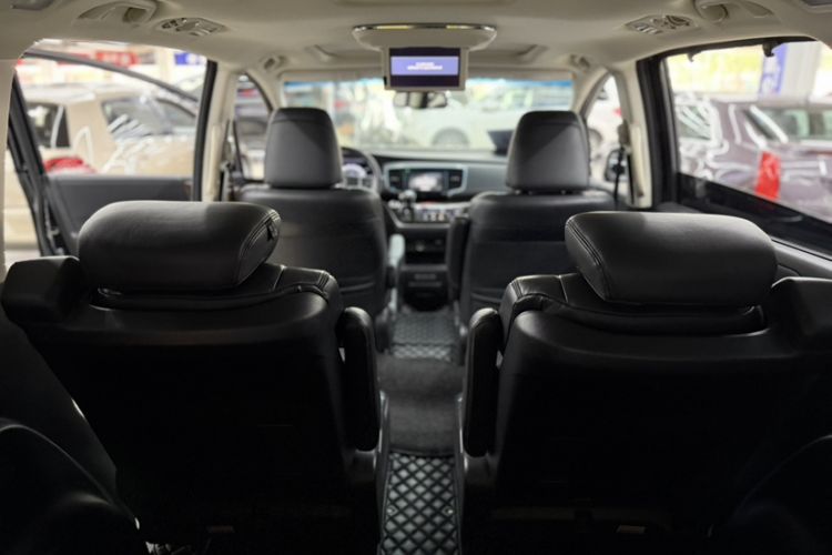 Used Honda Odyssey 2015 2.4L Supreme Edition Headliner
