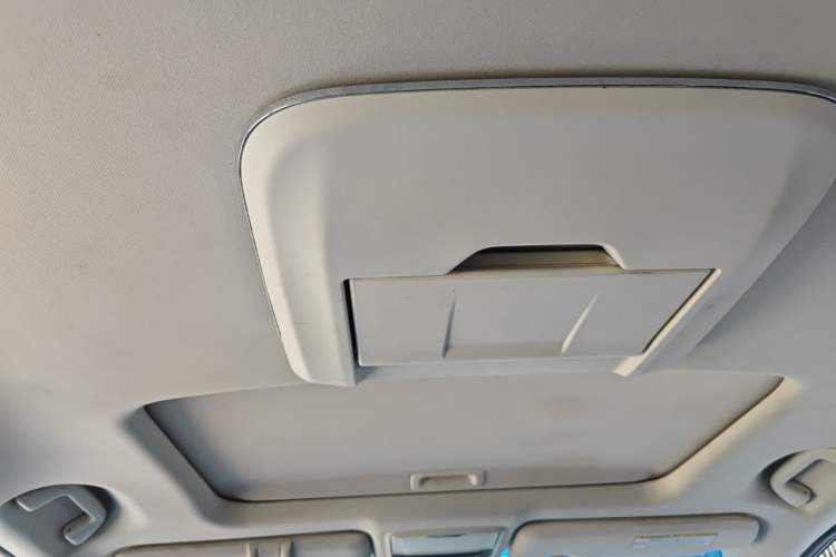 Used Honda Odyssey 2015 2.4L Supreme Edition Headliner