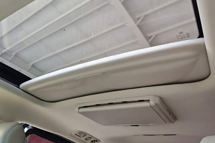 Used Honda Odyssey 2015 Revised 2.4L Luxury Edition Headliner