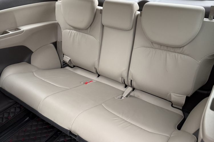 Used Honda Odyssey 2015 Revised 2.4L Luxury Edition Interior 5
