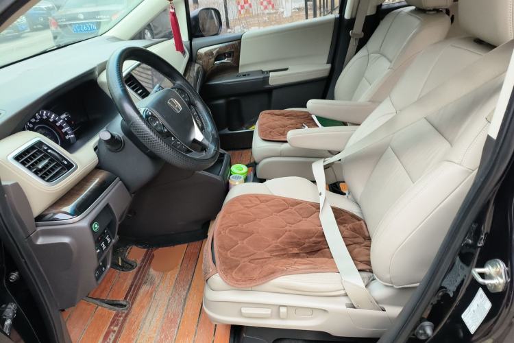 Used Honda Odyssey 2015 Revised 2.4L Luxury Edition Left Front Seat