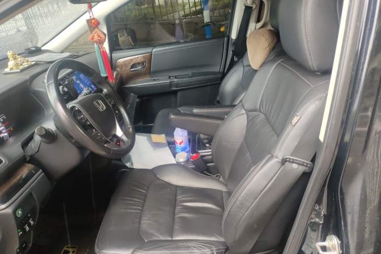 Used Honda Odyssey 2015 Updated Version 2.4L Smart Edition Left Front Seat