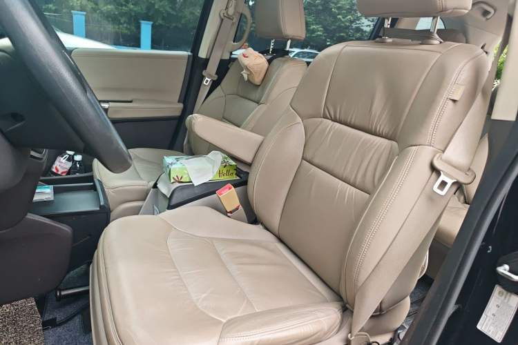 Used Honda Odyssey 2015 Revised 2.4L Luxury Edition Left Front Seat