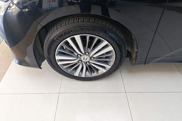 Used Honda Odyssey 2015 Revised 2.4L Luxury Edition Left Front Wheel Hub