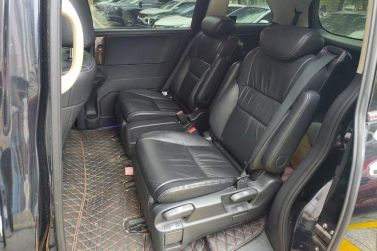 Used Honda Odyssey 2015 Updated Version 2.4L Smart Edition Left Rear Seat