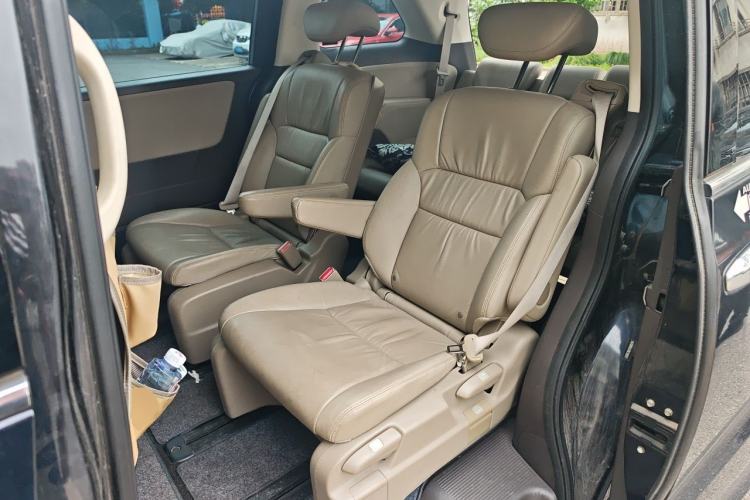 Used Honda Odyssey 2015 Revised 2.4L Luxury Edition Left Rear Seat