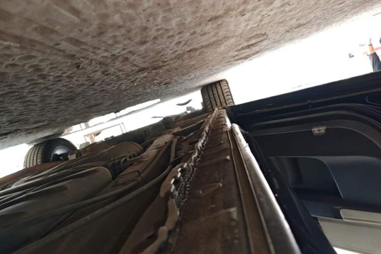 Used Honda Odyssey 2015 Revised 2.4L Luxury Edition Left Side Sill
