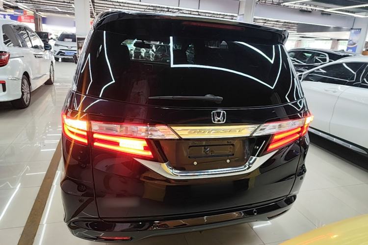Used Honda Odyssey 2015 2.4L Supreme Edition Rear