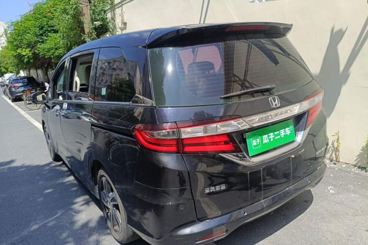 Used Honda Odyssey 2015 Revised 2.4L Luxury Edition Rear Left 45 Deg