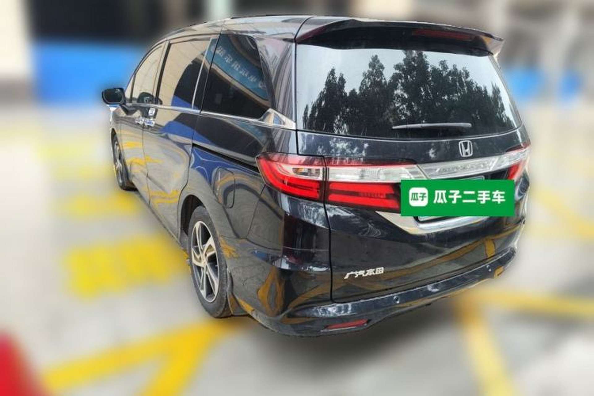 Used Honda Odyssey 2015 Updated Version 2.4L Smart Edition Rear Left 45 Deg