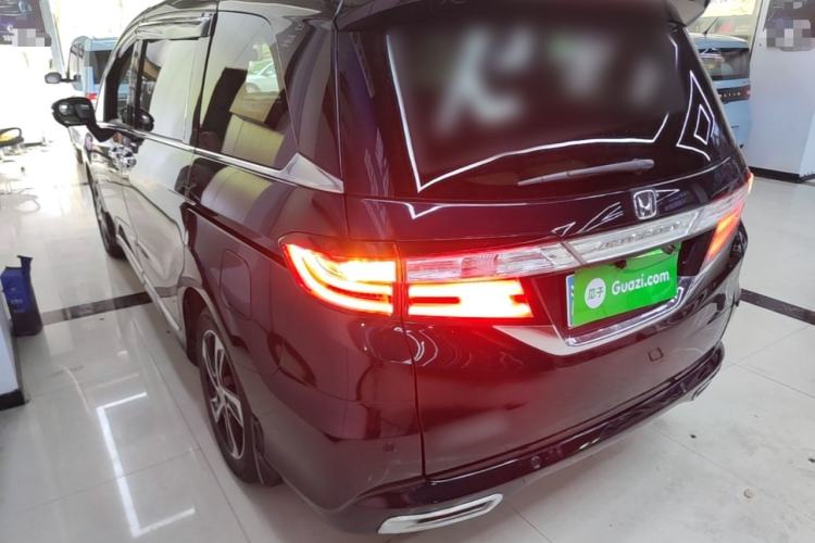 Used Honda Odyssey 2015 2.4L Smart Edition Rear Left 45 Deg