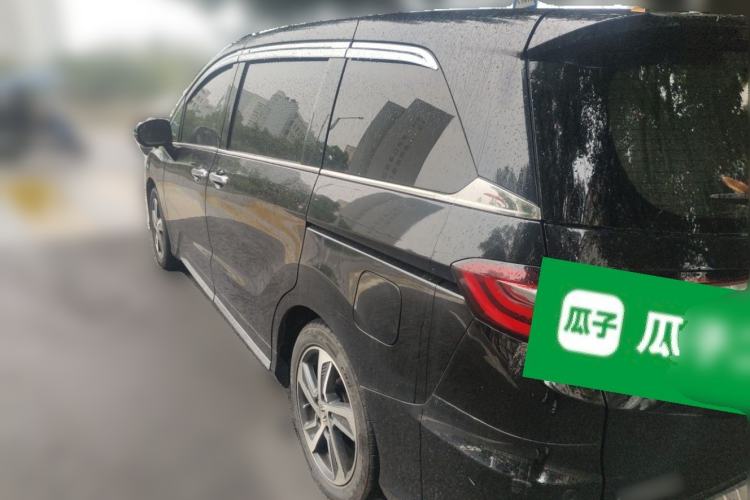 Used Honda Odyssey 2015 Updated Version 2.4L Smart Edition Rear Left 45 Deg