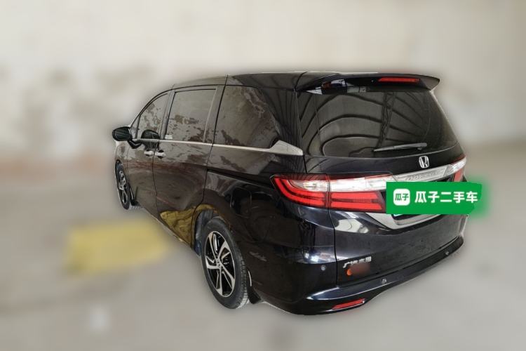 Used Honda Odyssey 2015 Updated Version 2.4L Smart Edition Rear Left 45 Deg